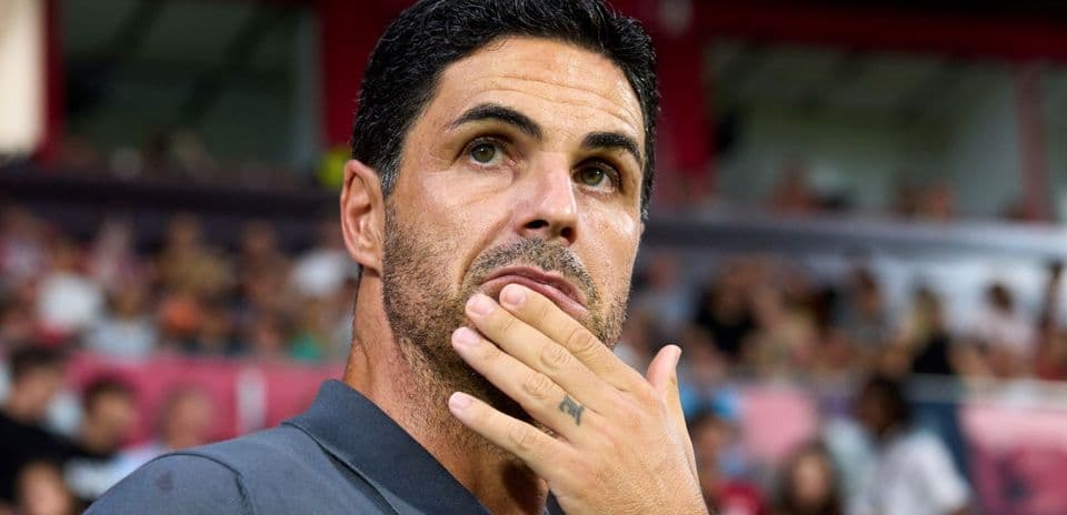 Arsenal busca fichaje de última hora por £50 millones para reforzar ataque con joven estrella del Lyon