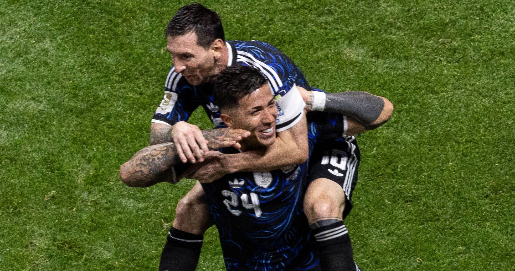 Enzo Fernández rinde homenaje a Lionel Messi tras su retiro de la selección argentina