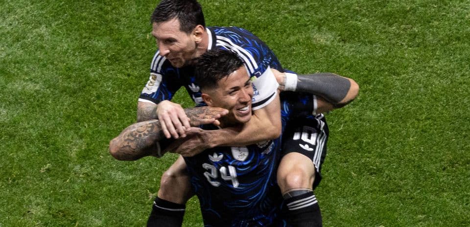 Enzo Fernández rinde homenaje a Lionel Messi tras su retiro de la selección argentina