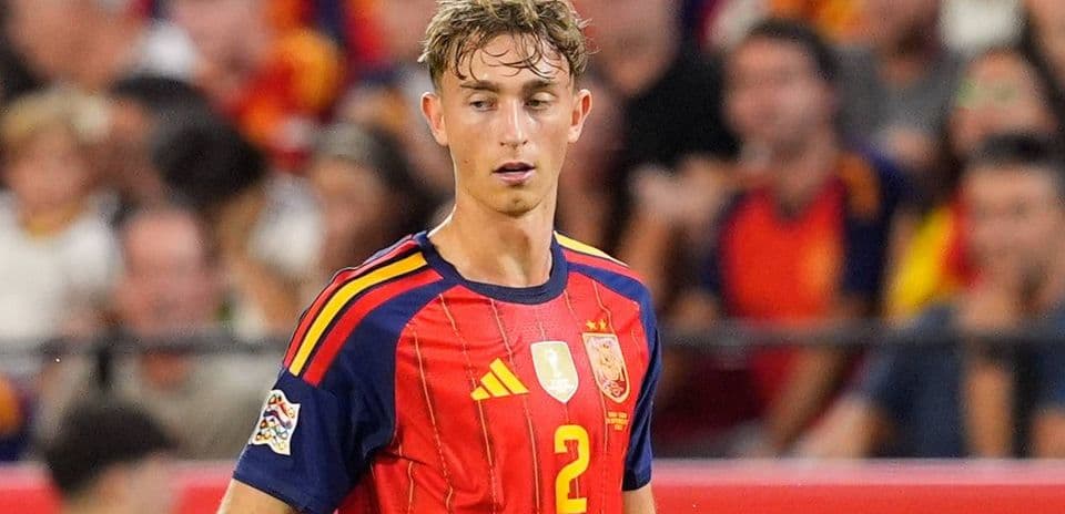 Dean Huijsen habla sobre la tristeza de no ir al Mundial tras su regreso con España en la victoria 4-1 contra Croacia