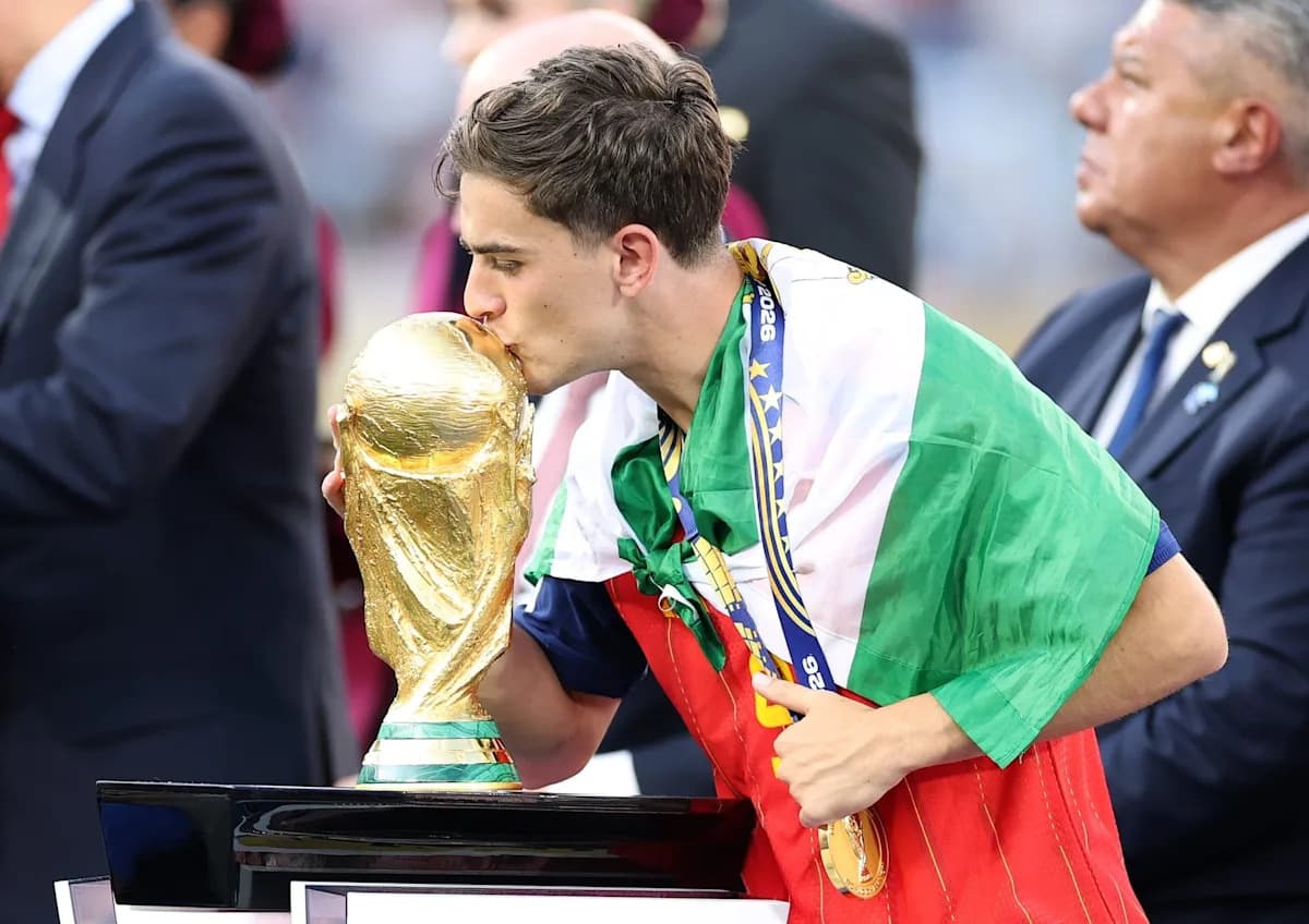 Gavi comparte un emotivo mensaje tras la gloria en el Mundial: ‘Le debo mucho a todos en La Masia’