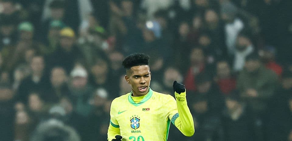 Estevao regresa a Brasil tras superar grave lesión y habla sobre la agonía de perder el Mundial