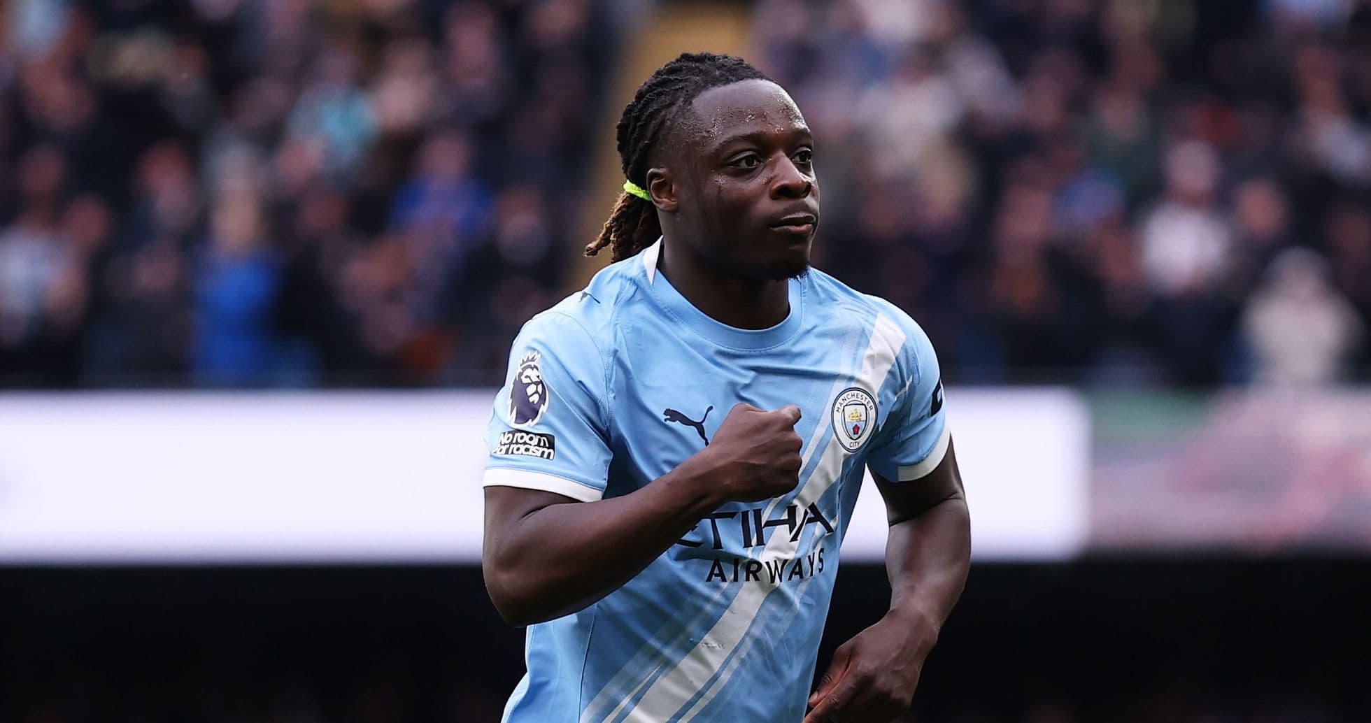 Jeremy Doku renueva por cinco años con Manchester City y se compromete hasta 2031