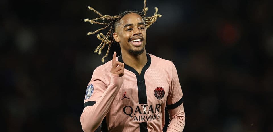 Luis Campos confirma que la ventana de transferencias del PSG sigue abierta ante interés del Liverpool en Barcola y Mbaye