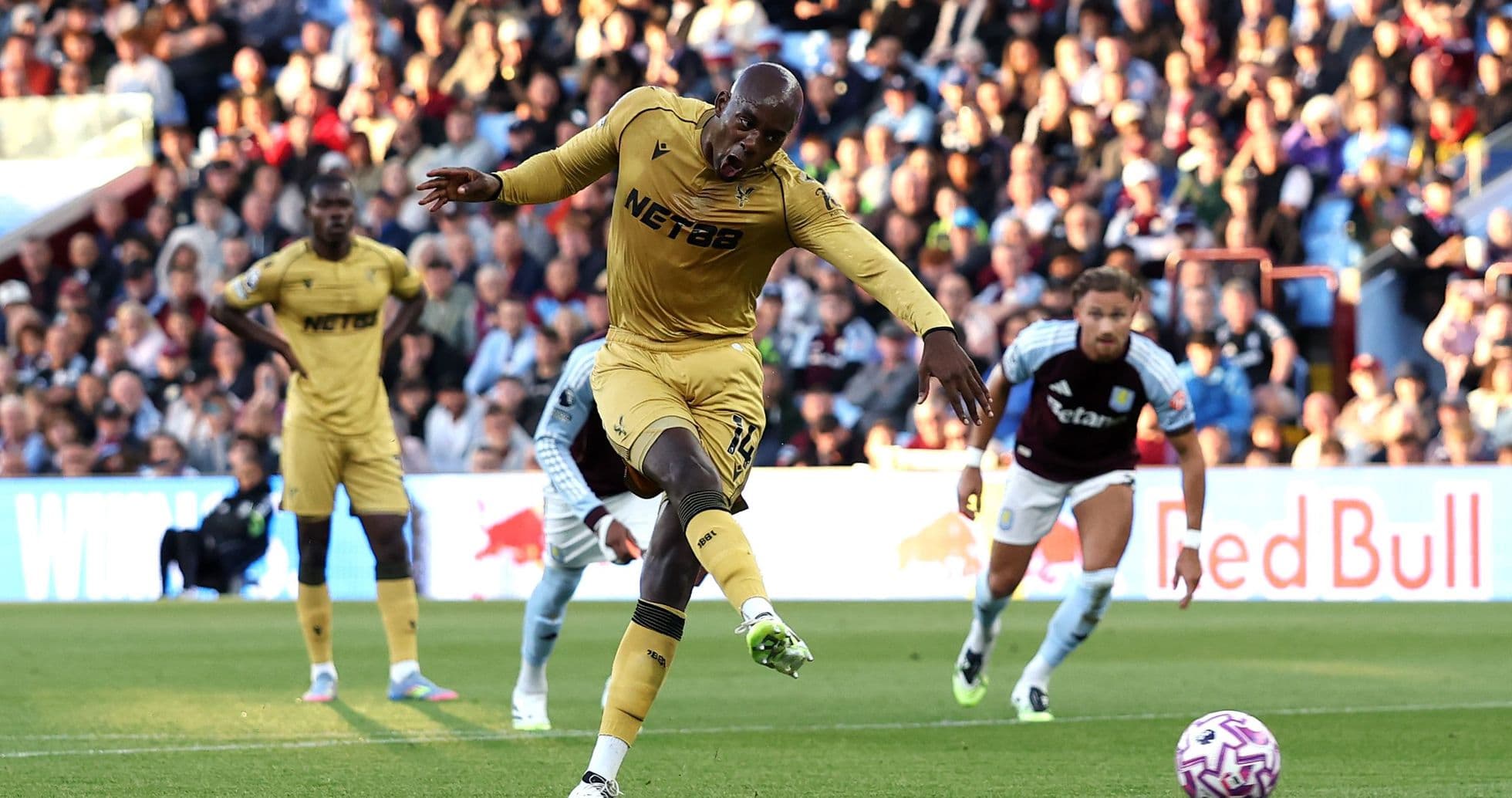 Aston Villa busca a Jean-Philippe Mateta ante posible salida de Ollie Watkins a Arabia Saudita