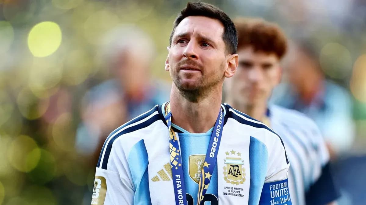 Por qué más de 80,000 fans argentinos piden que FIFA reprograme la final del Mundial contra España