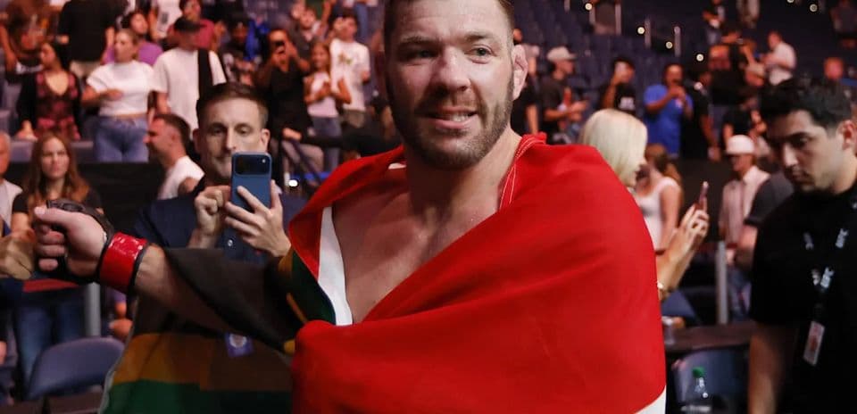 UFC propuso a Dricus Du Plessis un torneo explosivo de cuatro peleadores para retar por el título de peso semipesado