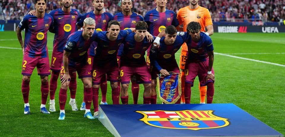 Koundé enfrenta una decisión clave mientras un club inglés cumple todas las condiciones