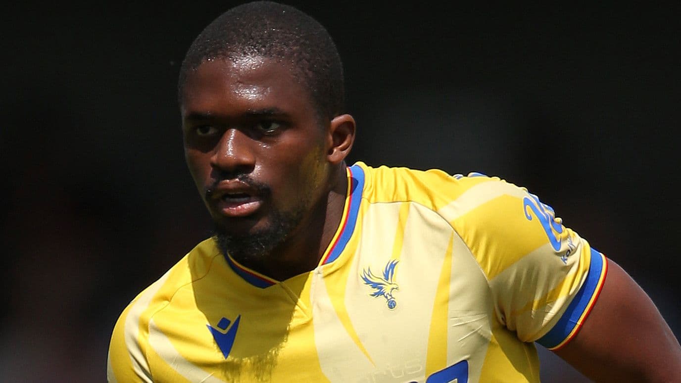 Cheick Doucoure regresa a Crystal Palace tras 20 meses de lesiones y estará en la Copa Carabao