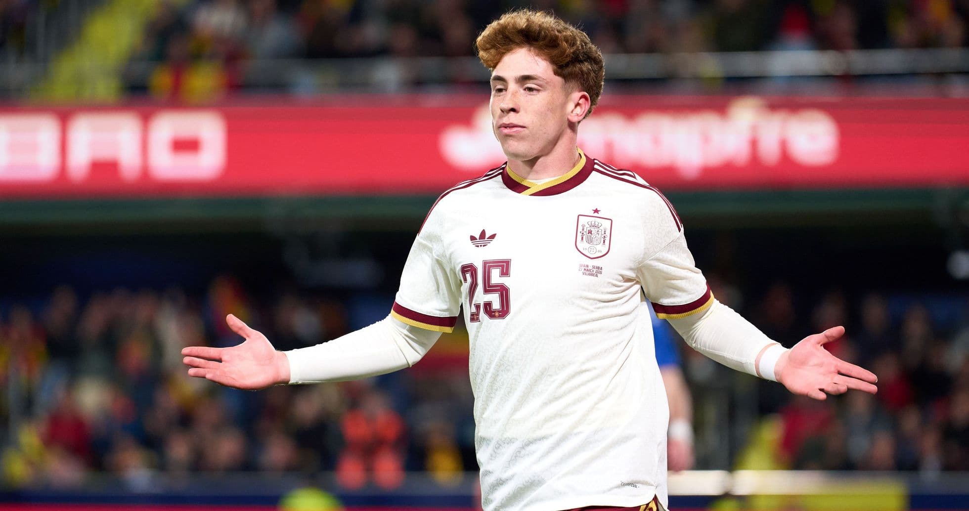 Liverpool asegura a Víctor Muñoz por £34 millones tras superar a Newcastle en la puja