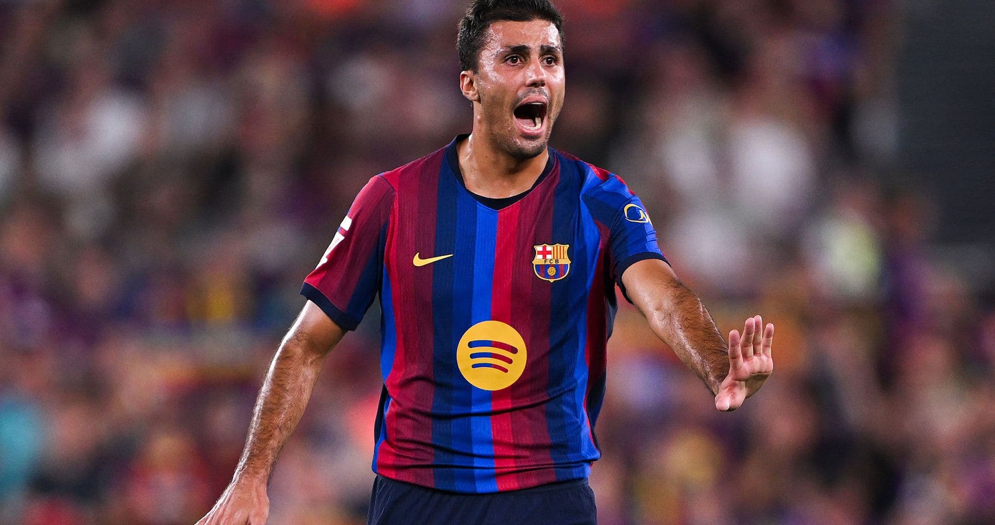 Rodri critica duramente la actuación del Valencia tras la victoria de Barcelona en Mestalla