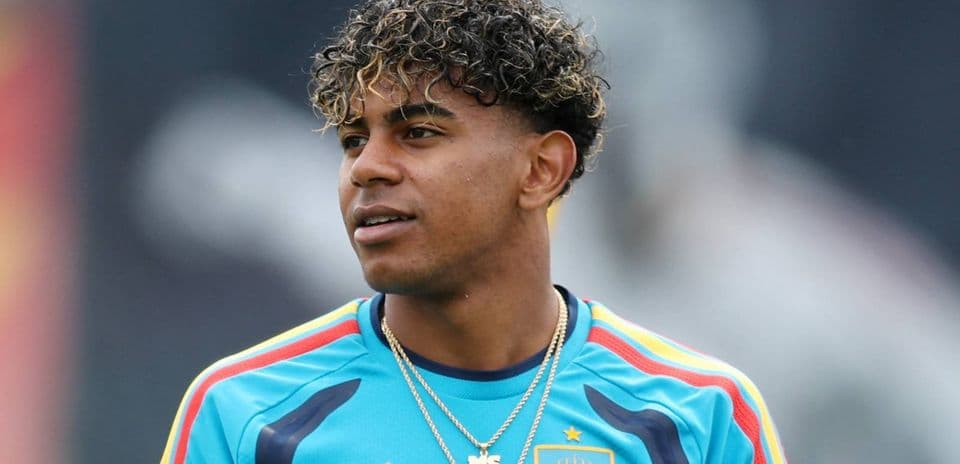 Tottenham acuerda términos personales para fichar a Savinho, talento parecido a Lamine Yamal