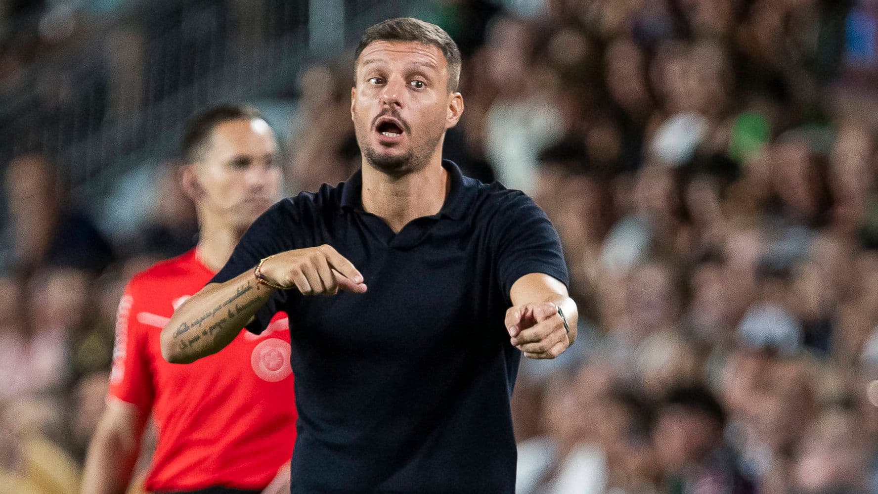 Martin Anselmi revela el plan audaz del Elche para enfrentar al Real Madrid