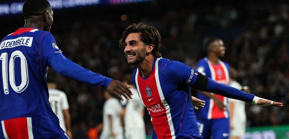 Ferran Torres brilla con un hat-trick en la victoria aplastante del PSG sobre Slovan Bratislava