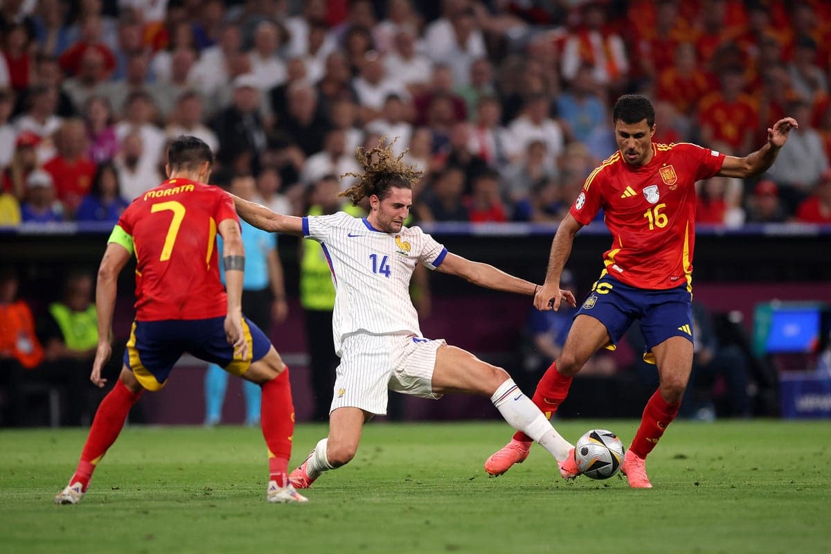 Cómo el enfrentamiento entre Francia y España en el Mundial podría marcar el futuro táctico del fútbol