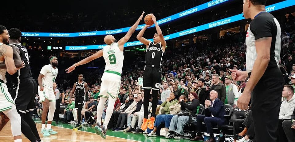 Nets pierden una victoria clave ante Celtics en tiempo extra, 125-124