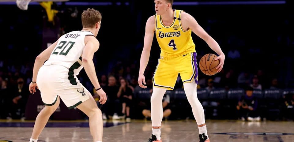 Noticias de plantillas, podcasts y decepciones en el draft