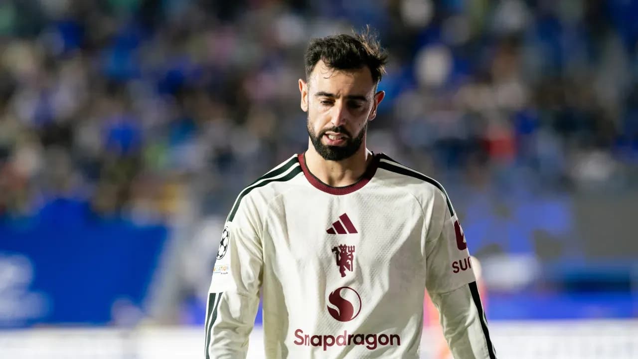 Bruno Fernandes cuestiona las tácticas de Michael Carrick tras la derrota del Manchester United ante Como