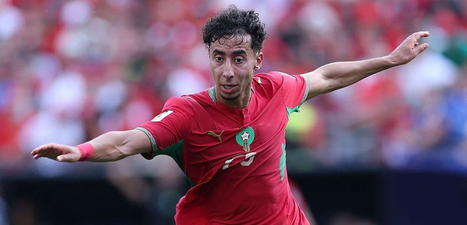 Salah-Eddine firma con Olympiakos tras rechazar al PSV y jugará en la liga número once de Europa