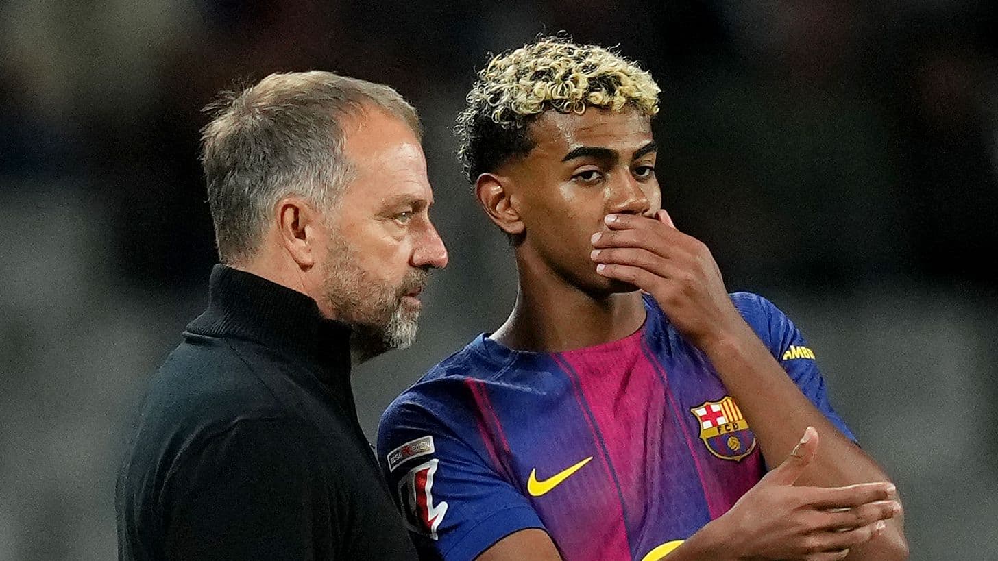Hansi Flick elogia a Lamine Yamal mientras el joven talento de Barcelona recupera su sonrisa antes del duelo con Rayo Vallecano