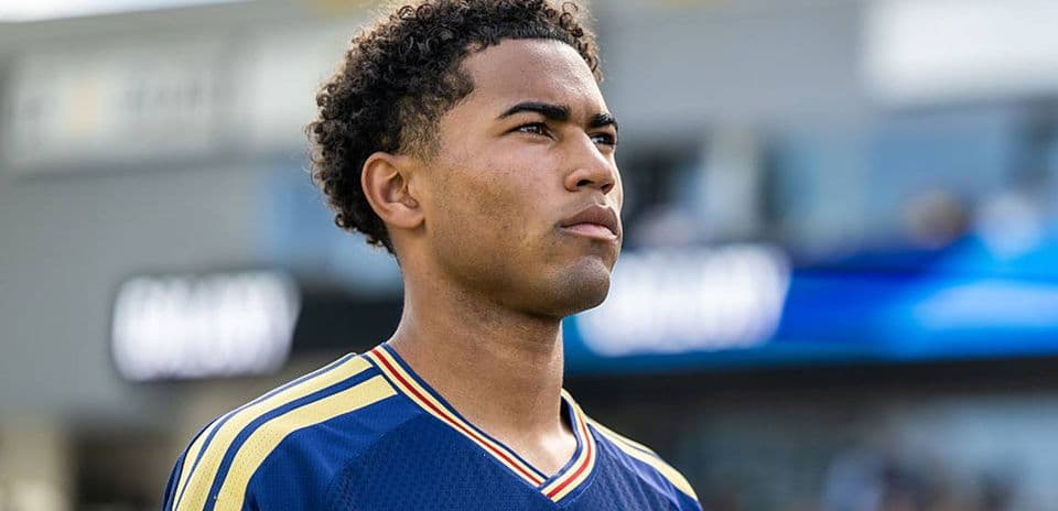 Joven promesa estadounidense Zavier Gozo firma con Crystal Palace