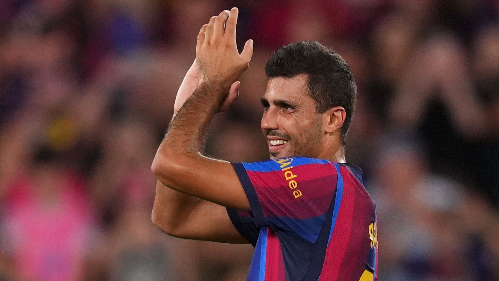 Rodri celebra su esperado debut con Barcelona en victoria ante Athletic Club