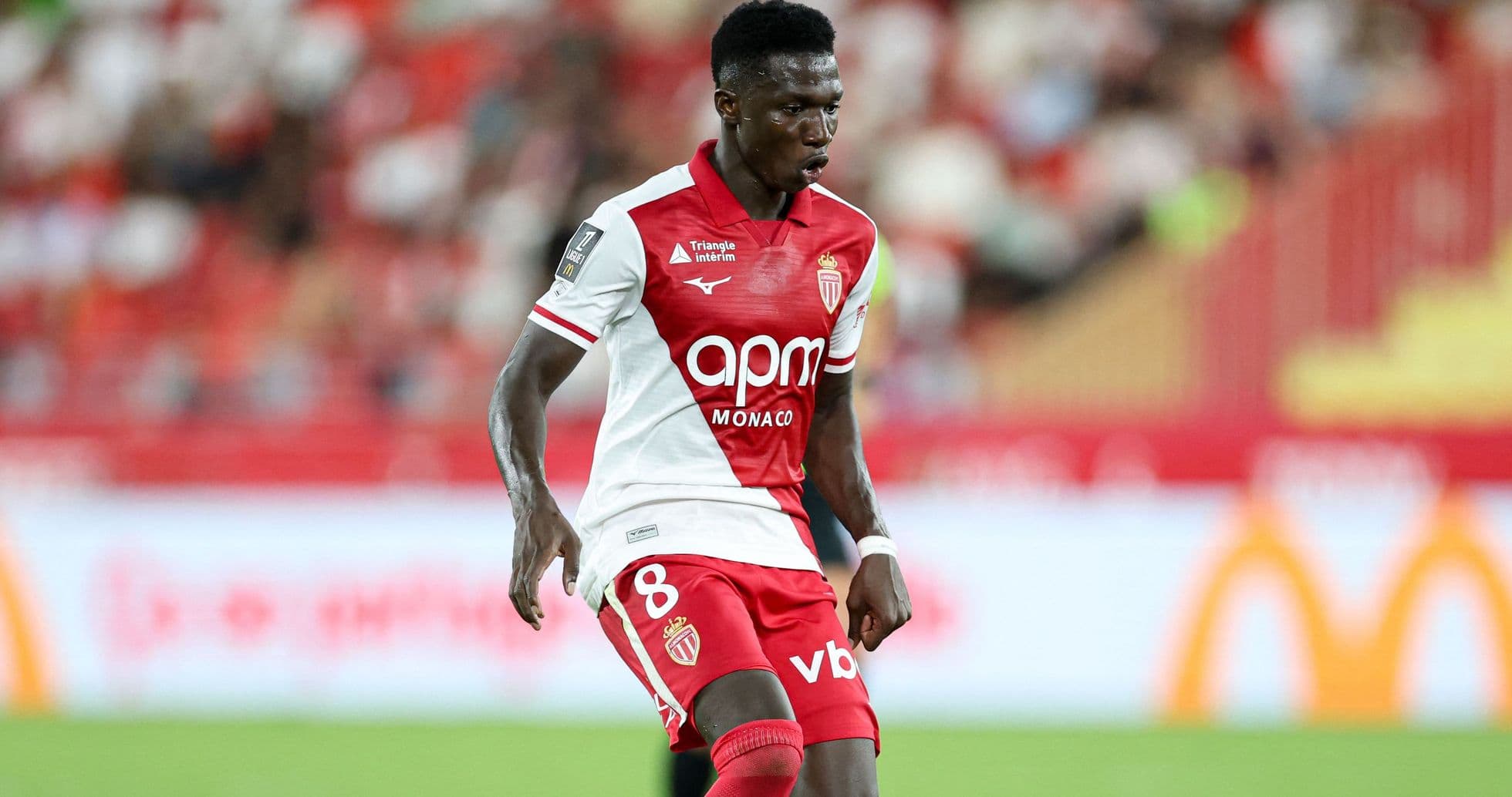 Chelsea cierra a última hora la incorporación de Lamine Camara como reemplazo de Enzo Fernández