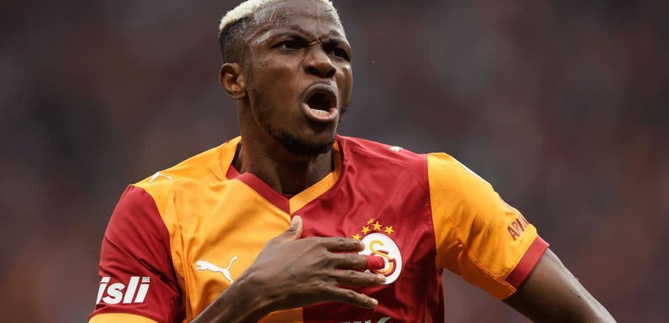 Arsenal inicia negociaciones sorprendentes con Galatasaray por Victor Osimhen