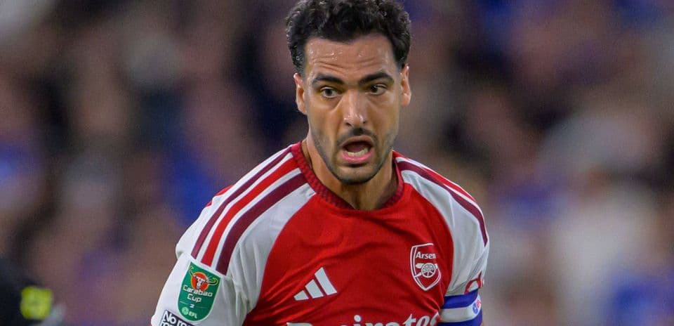 Mikel Merino orgulloso de capitanear al Arsenal en victoria por la Carabao Cup ante Ipswich Town