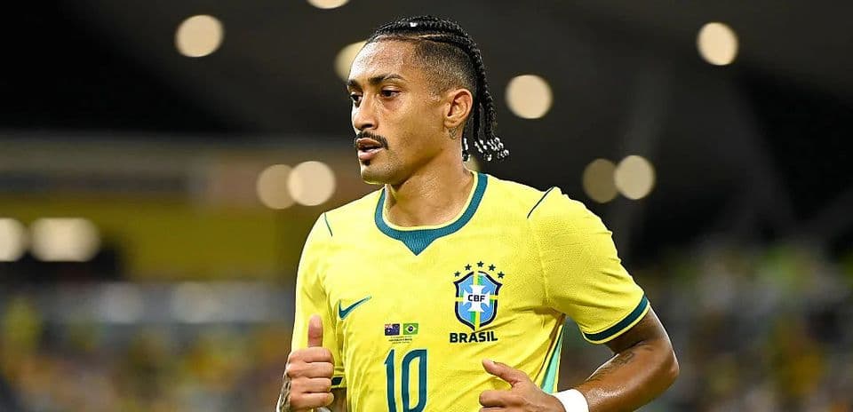 Raphinha como delantero y siete cambios: la alineación de Brasil contra Australia