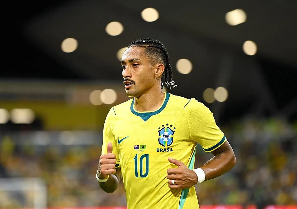 Raphinha como delantero y siete cambios: la alineación de Brasil contra Australia