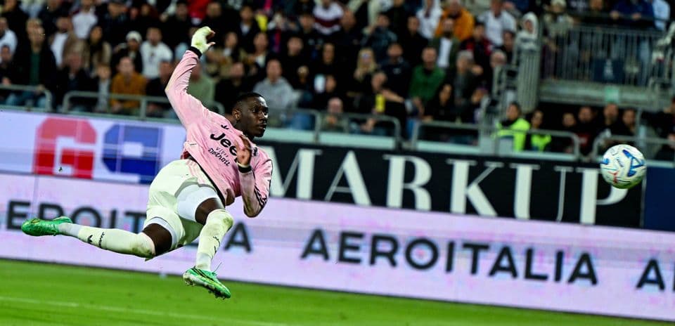 Calificaciones de jugadores de Juventus vs Cagliari: Kolo Muani rescata un punto tras dominio sin victoria
