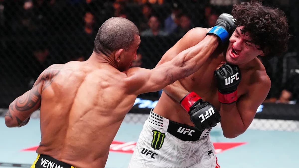 Raul Rosas Jr. recuerda el aterrador final contra Raoni Barcelos en UFC Vegas 121: No sabía si había muerto