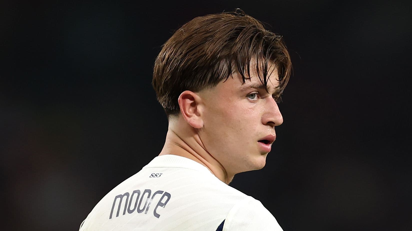 Mikey Moore se une al FC Koln cedido por Tottenham tras destacada temporada en Rangers
