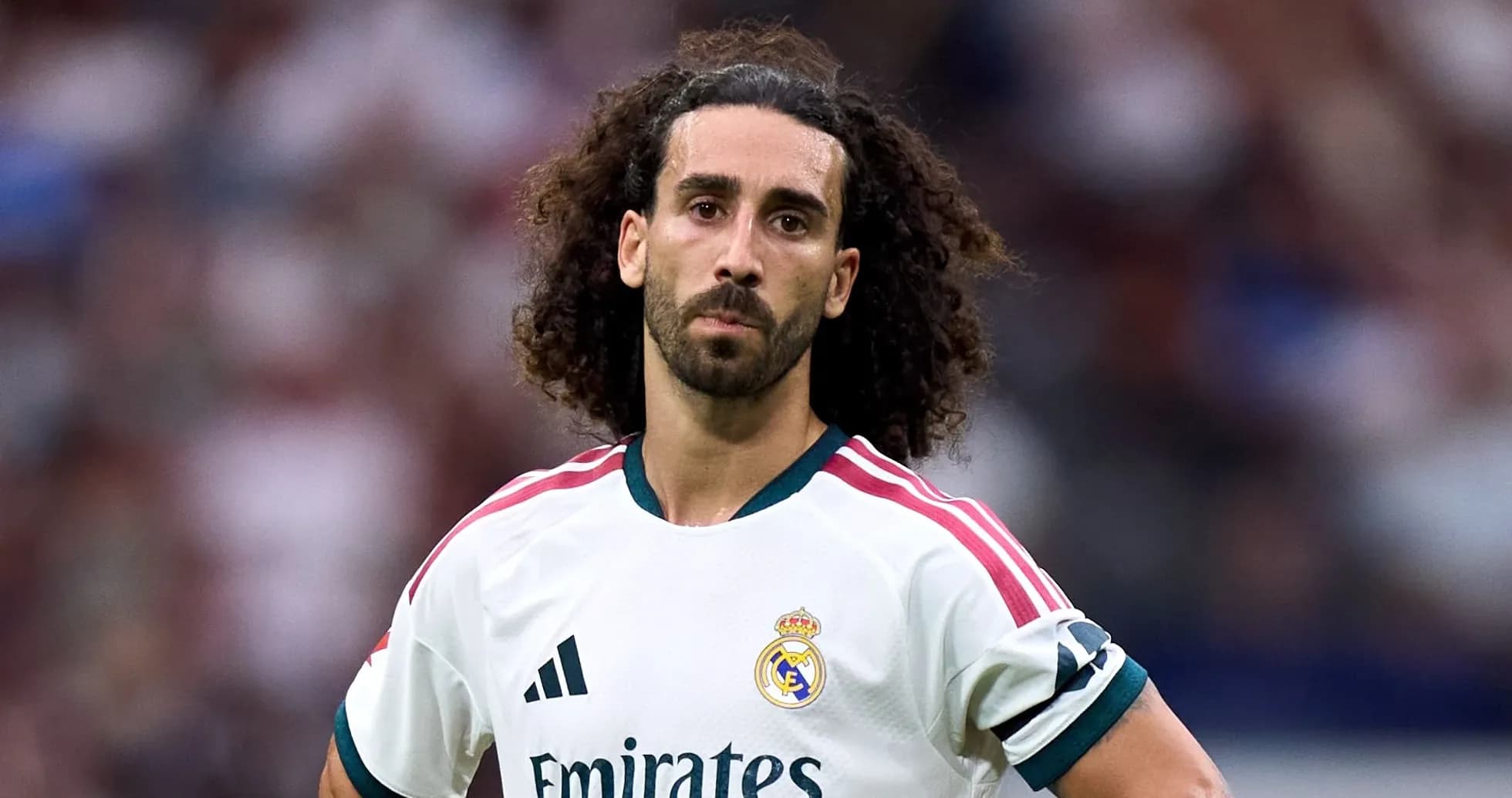 Jugador de Real Madrid en acción durante el partido Jugador de Real Madrid en acción durante el partido