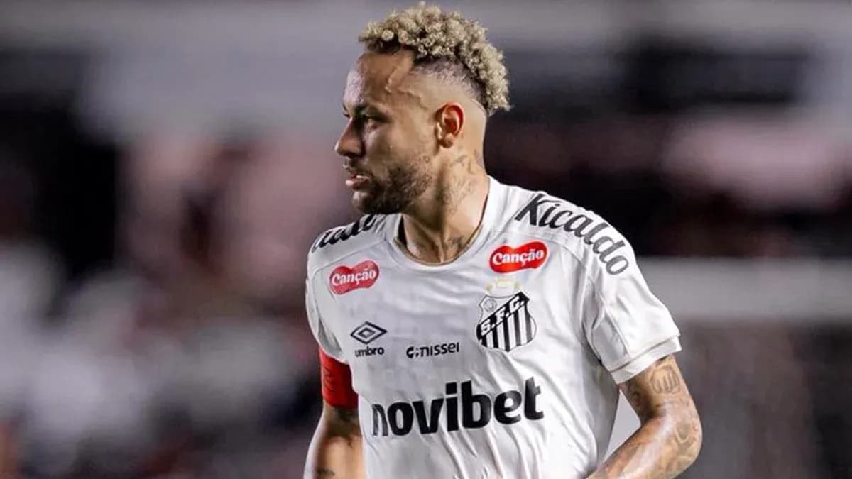 Neymar jugando para Santos en partido Neymar jugando para Santos en partido