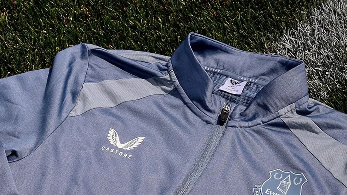 Chaqueta de entrenamiento de Everton en césped Chaqueta de entrenamiento de Everton en césped