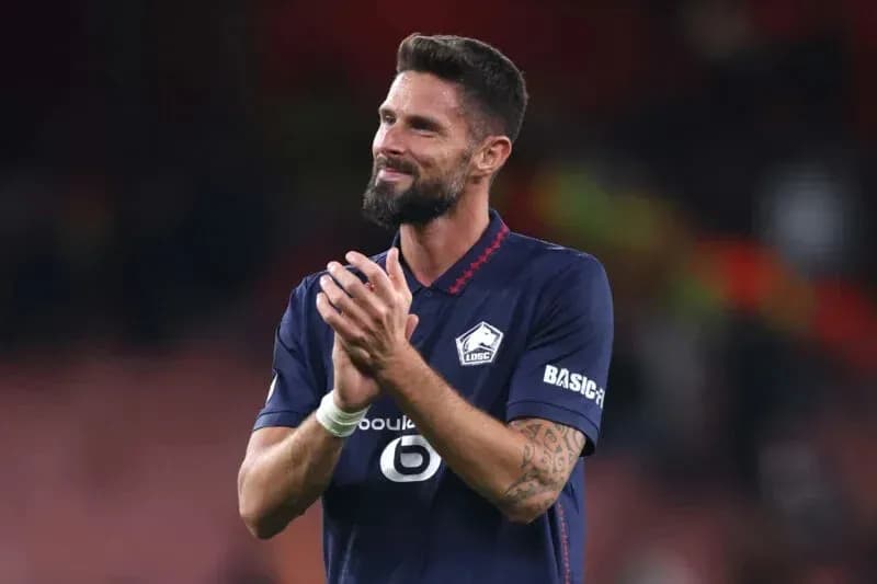 Jugador aplaudiendo después de un partido Jugador aplaudiendo después de un partido
