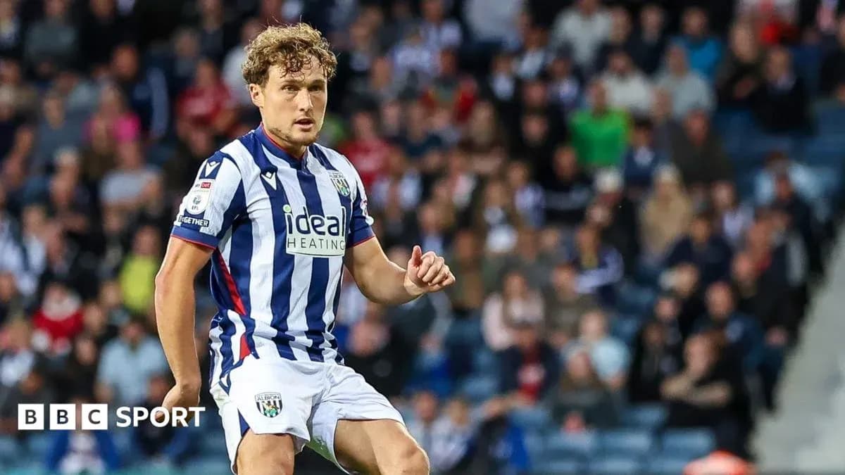 Jugador de West Bromwich Albion en acción durante partido Jugador de West Bromwich Albion en acción durante partido