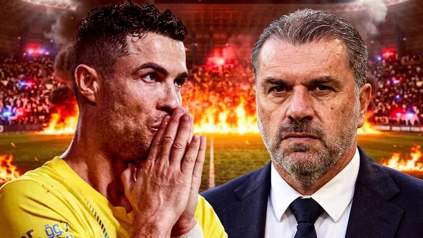 Cristiano Ronaldo and coach during intense match atmosphere Cristiano Ronaldo and coach during intense match atmosphere