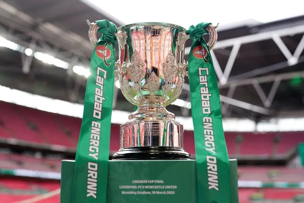 Trofeo de la final de la Carabao Cup en Wembley Trofeo de la final de la Carabao Cup en Wembley