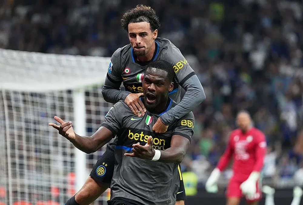 Jugadores del Inter celebrando un gol Jugadores del Inter celebrando un gol
