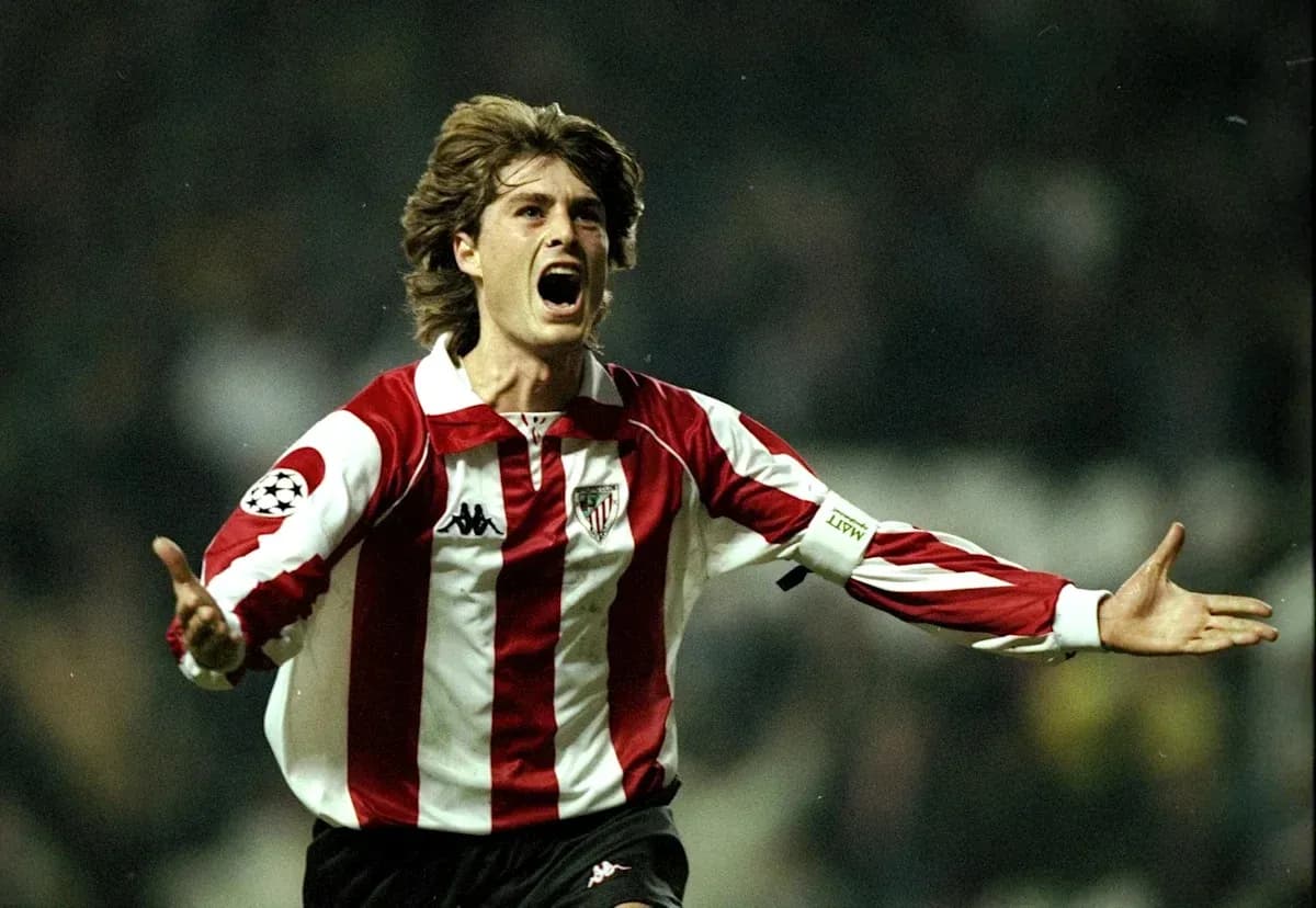 Jugador de Athletic Club celebrando un gol en partido Jugador de Athletic Club celebrando un gol en partido