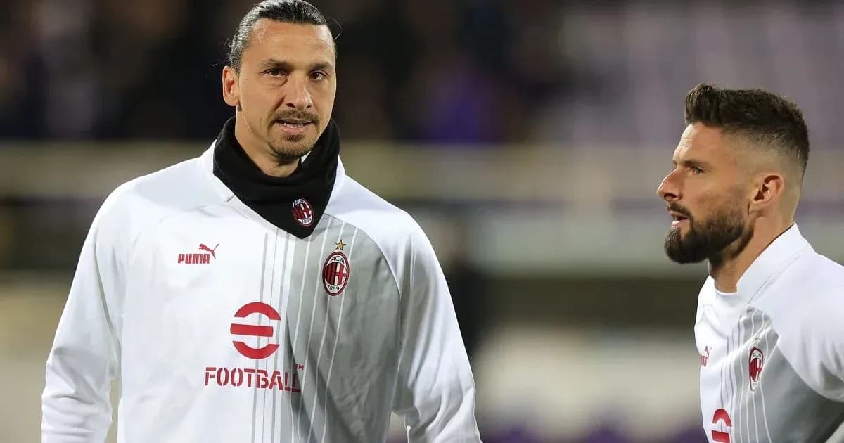 Zlatan Ibrahimović y Olivier Giroud en calentamiento Zlatan Ibrahimović y Olivier Giroud en calentamiento