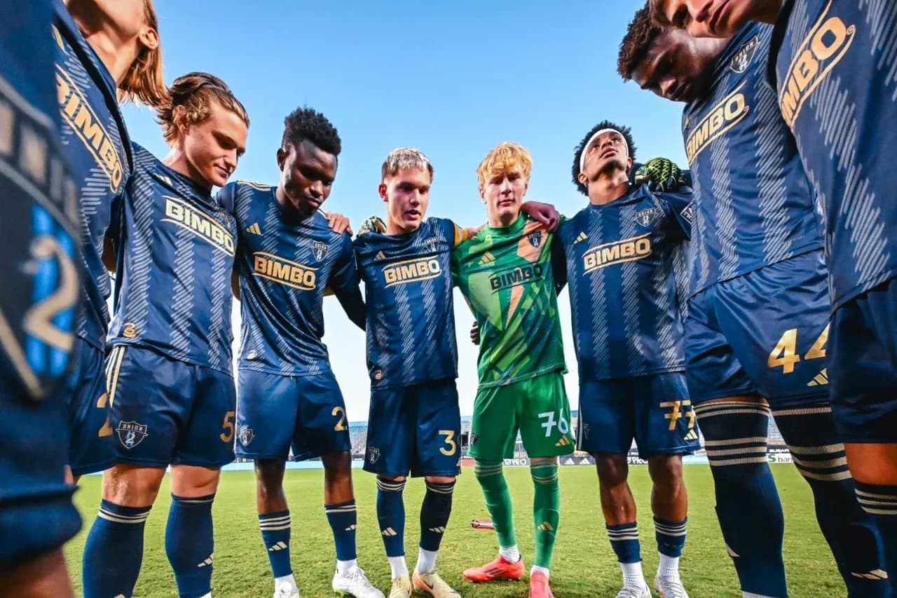 Equipo de Philadelphia Union II en círculo Equipo de Philadelphia Union II en círculo