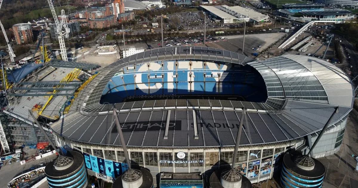 Vista aérea del Estadio Etihad en construcción Vista aérea del Estadio Etihad en construcción