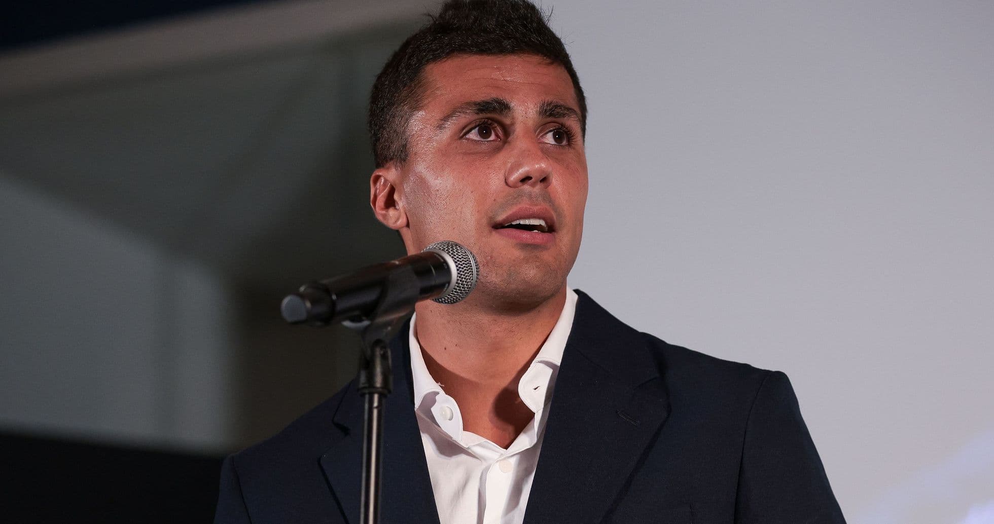 Rodri explica por qué eligió al Barcelona en lugar del Real Madrid Rodri explica por qué eligió al Barcelona en lugar del Real Madrid