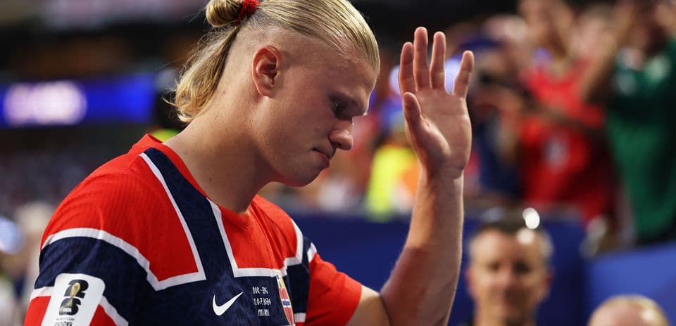 La sorpresiva sustitución de Erling Haaland en el Mundial: la explicación de Solbakken La sorpresiva sustitución de Erling Haaland en el Mundial: la explicación de Solbakken