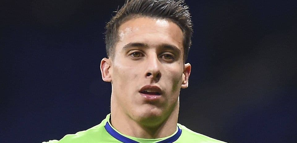 Cristian Tello, exjugador de Barcelona, anuncia su retiro tras 512 partidos profesionales Cristian Tello, exjugador de Barcelona, anuncia su retiro tras 512 partidos profesionales