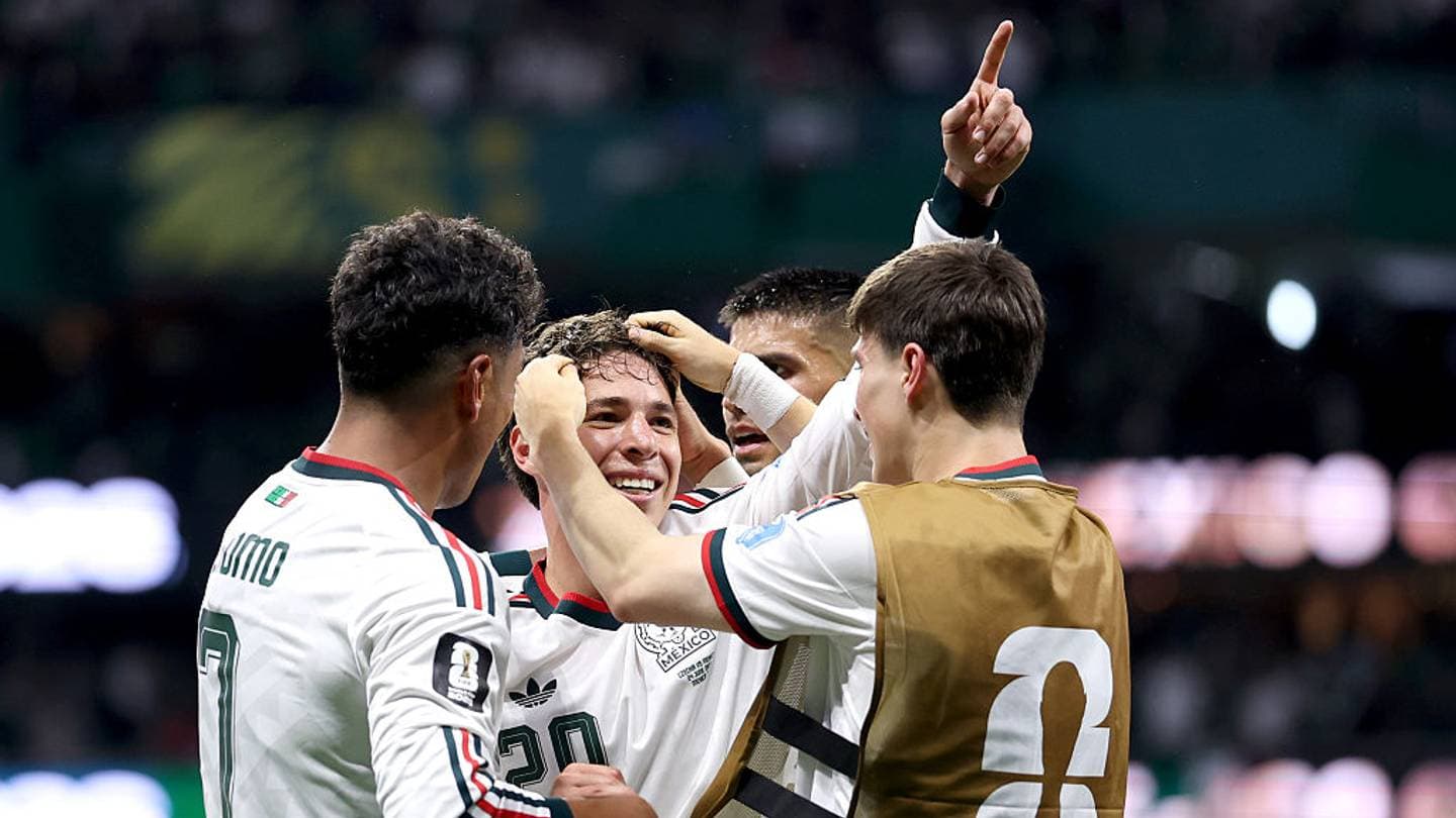 Calificaciones de jugadores de México ante Chequia: Segunda mitad mágica para cerrar una fase de grupos soñada Calificaciones de jugadores de México ante Chequia: Segunda mitad mágica para cerrar una fase de grupos soñada